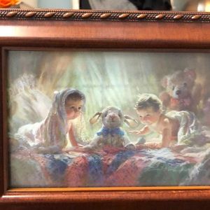 Wooden music box (photo box)